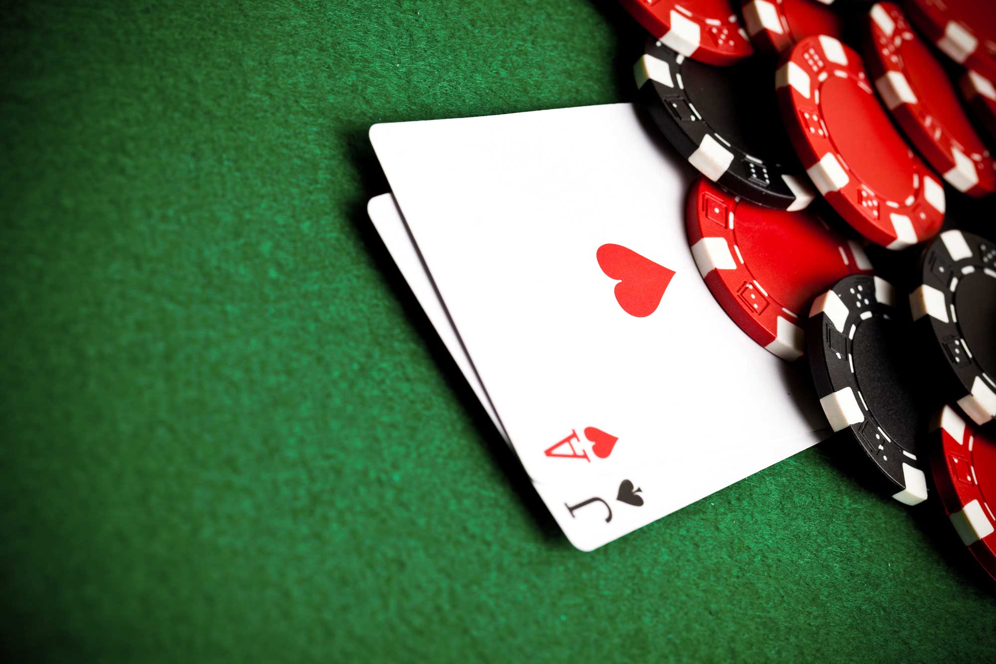 Blackjack'te İddaa Stratejileri: Riskleri Hesapla