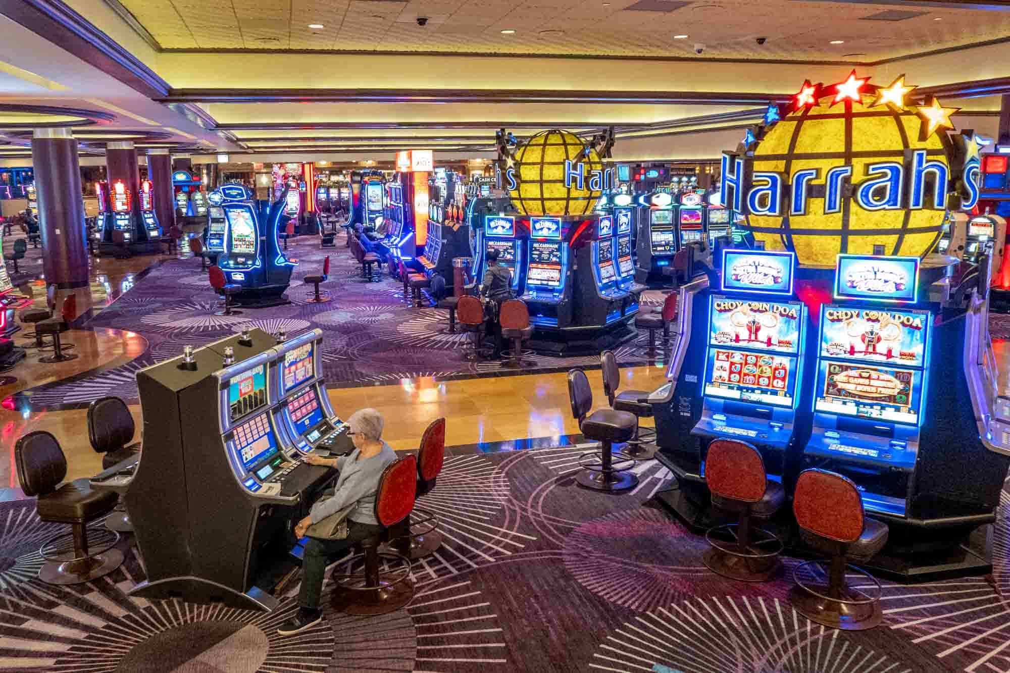 Muhteşem Blackjack: Mevsimsel Stratejiler ve Oyun Tutkusu